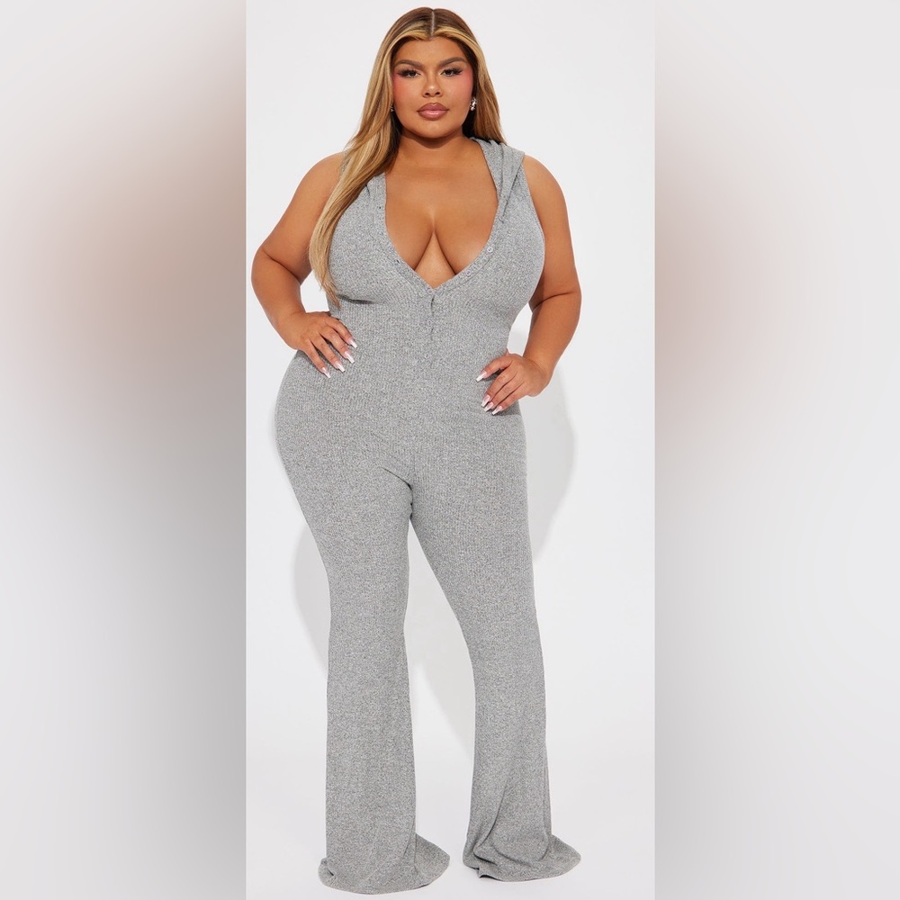 Pre-Loved Ribbed V-Neck Jumpsuit - Gray